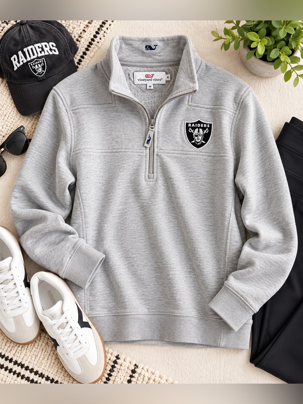 Vineyard Vines Las Vegas Raiders NFL Gray 1/4 Zip Pullover Women’s M